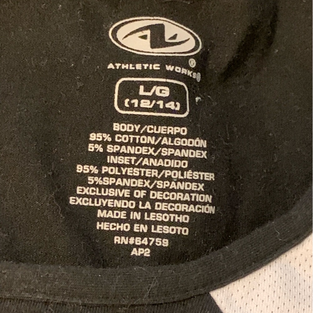 NWOT Althletic Works Black & White Short Sleeve T-Shirt - Size Large (12-14) - Picture 6 of 6